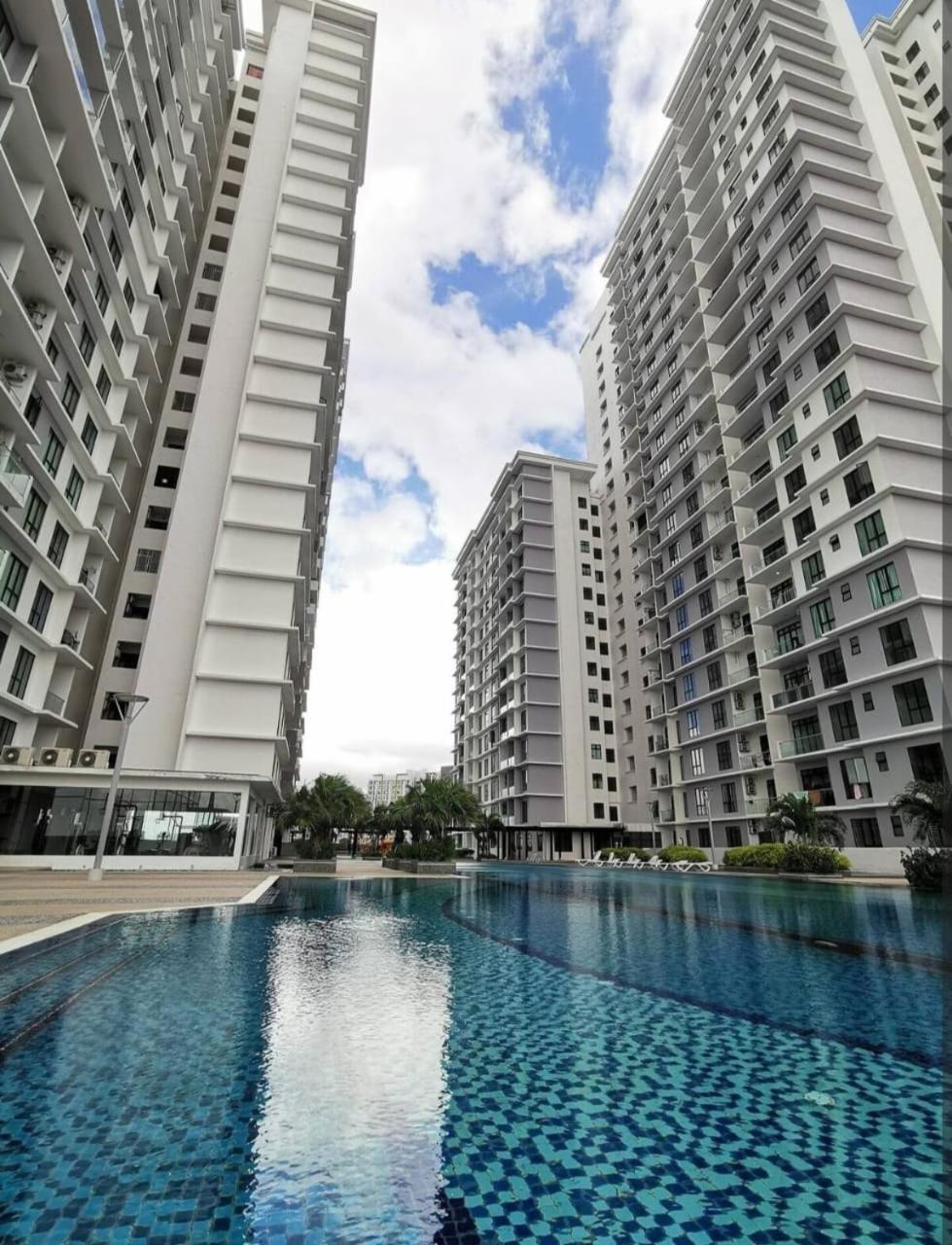 Platino 4Bedrooms Paradigm Mall Netflix By Stay Johor Bahru Eksteriør bilde