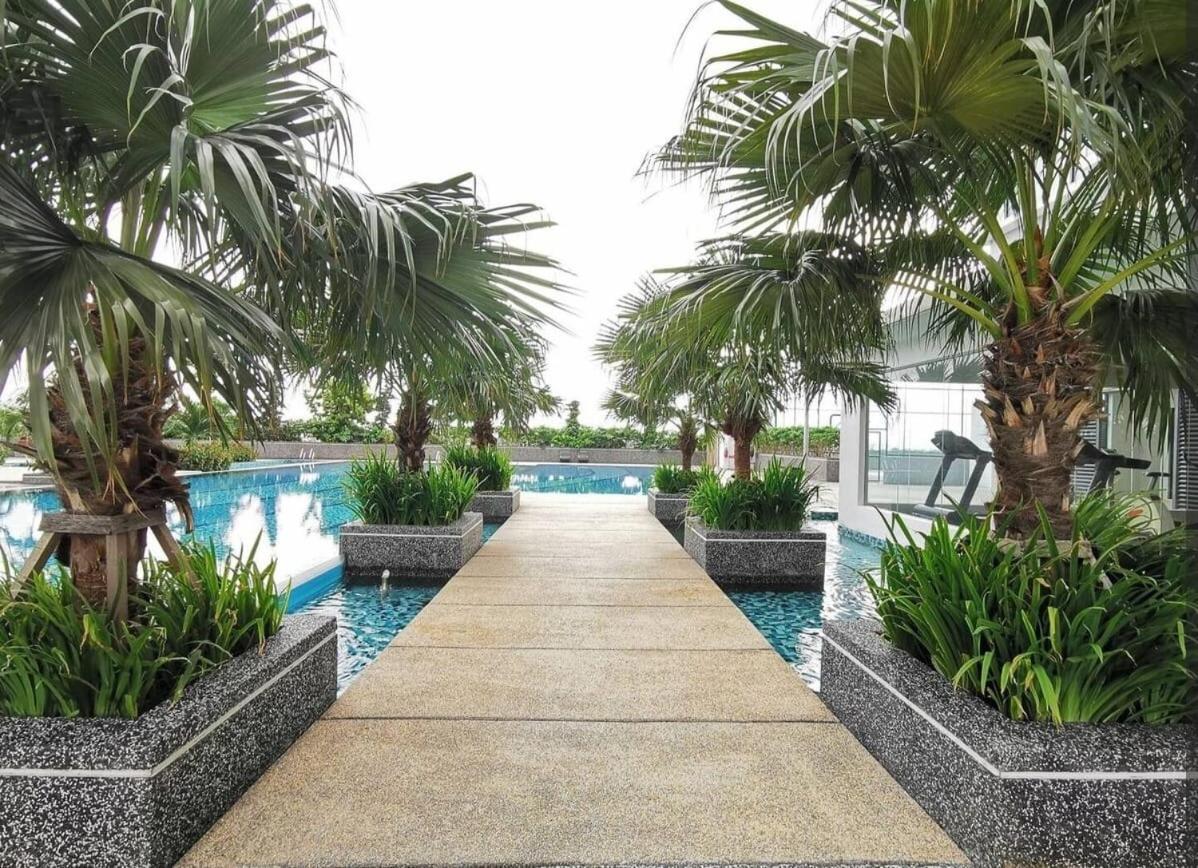 Platino 4Bedrooms Paradigm Mall Netflix By Stay Johor Bahru Eksteriør bilde